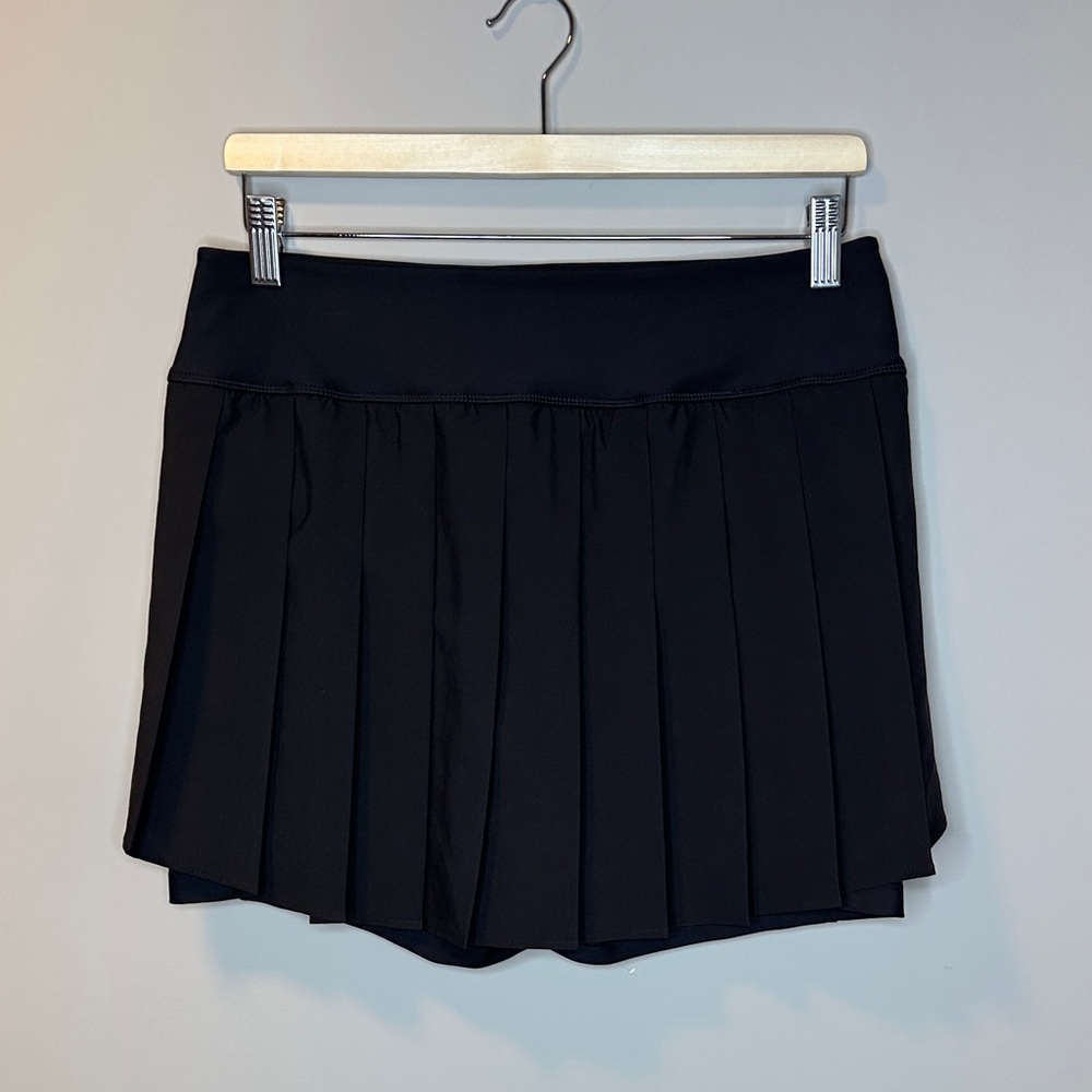 NWT Old Navy Pleated Black Skort Tennis / Golf